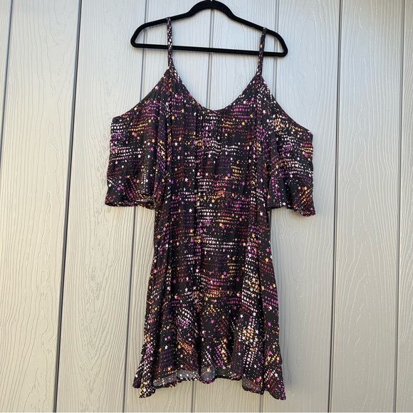 Torrid Mini Crepe Cold Shoulder Cover Up Dress Plus Size 3X Stars Print Tunic - Picture 4 of 13